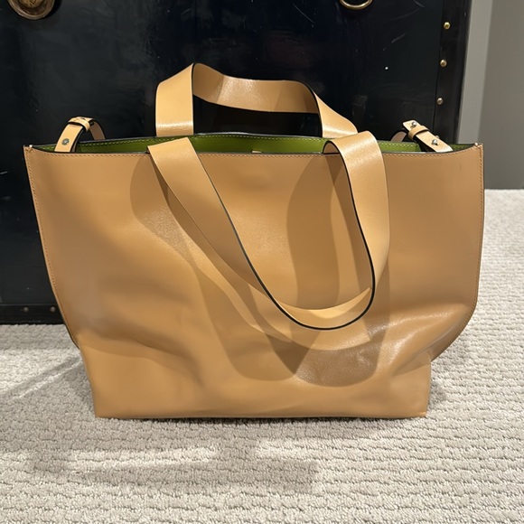 ๐ฉ๐ปโ๐ป Ganni Extra Wide Banner Tote - Picture 6 of 6